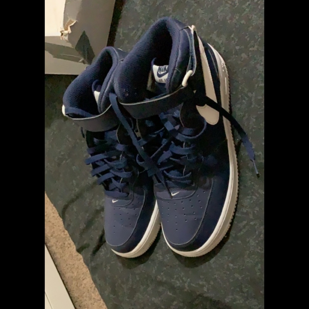 AF1